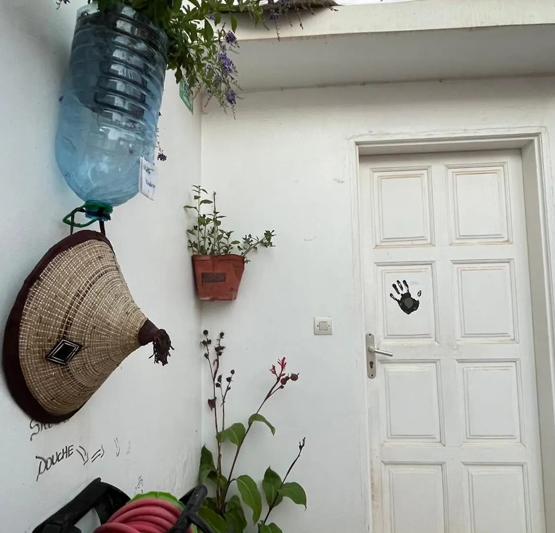 Dar Dyali Rooftop ⁿᵉᵃʳ ⁿᵍᵒʳ ᵇᵉᵃᶜʰ ᵃⁿᵈ ⁱˢˡᵃⁿᵈ Dakar Homestay